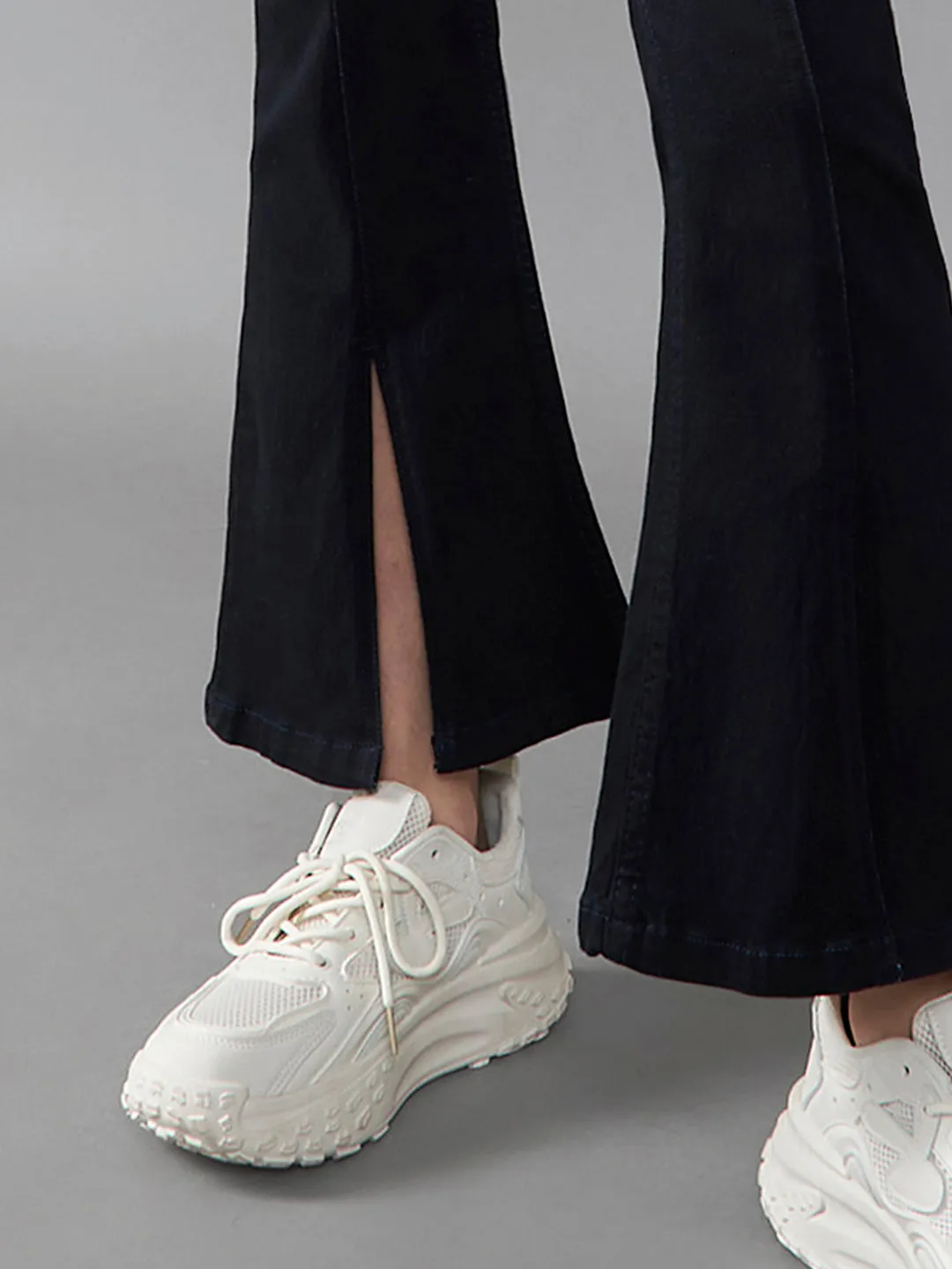 24/7 Comfort Black Bell-Bottom Bootcut Hourglass High-Rise Stretchable Denim Jeans
