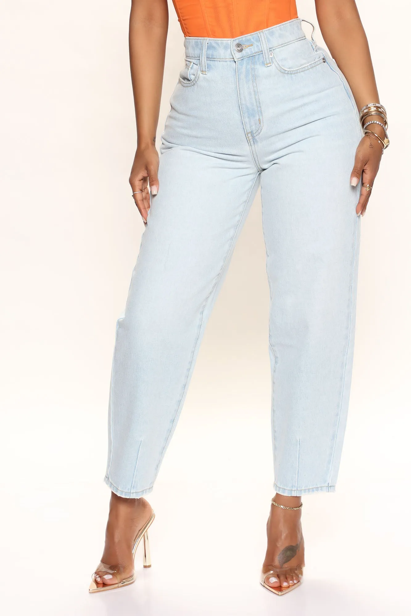 Away We Go Balloon Mom Jeans - Light Blue Wash