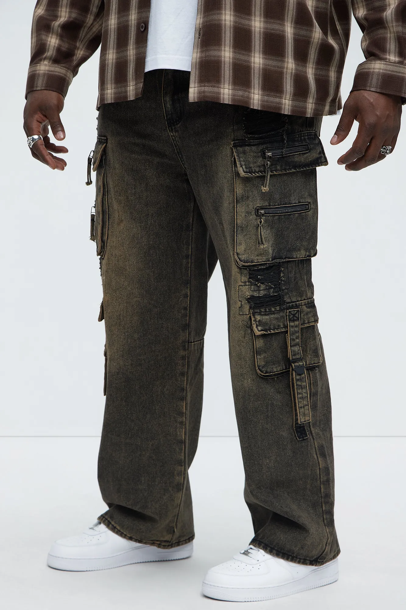Baggy Mission Ready Cargo Jeans - Black Wash
