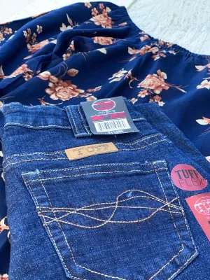 Cowgirl Tuff Dont Fence Me in DeLux Jeans