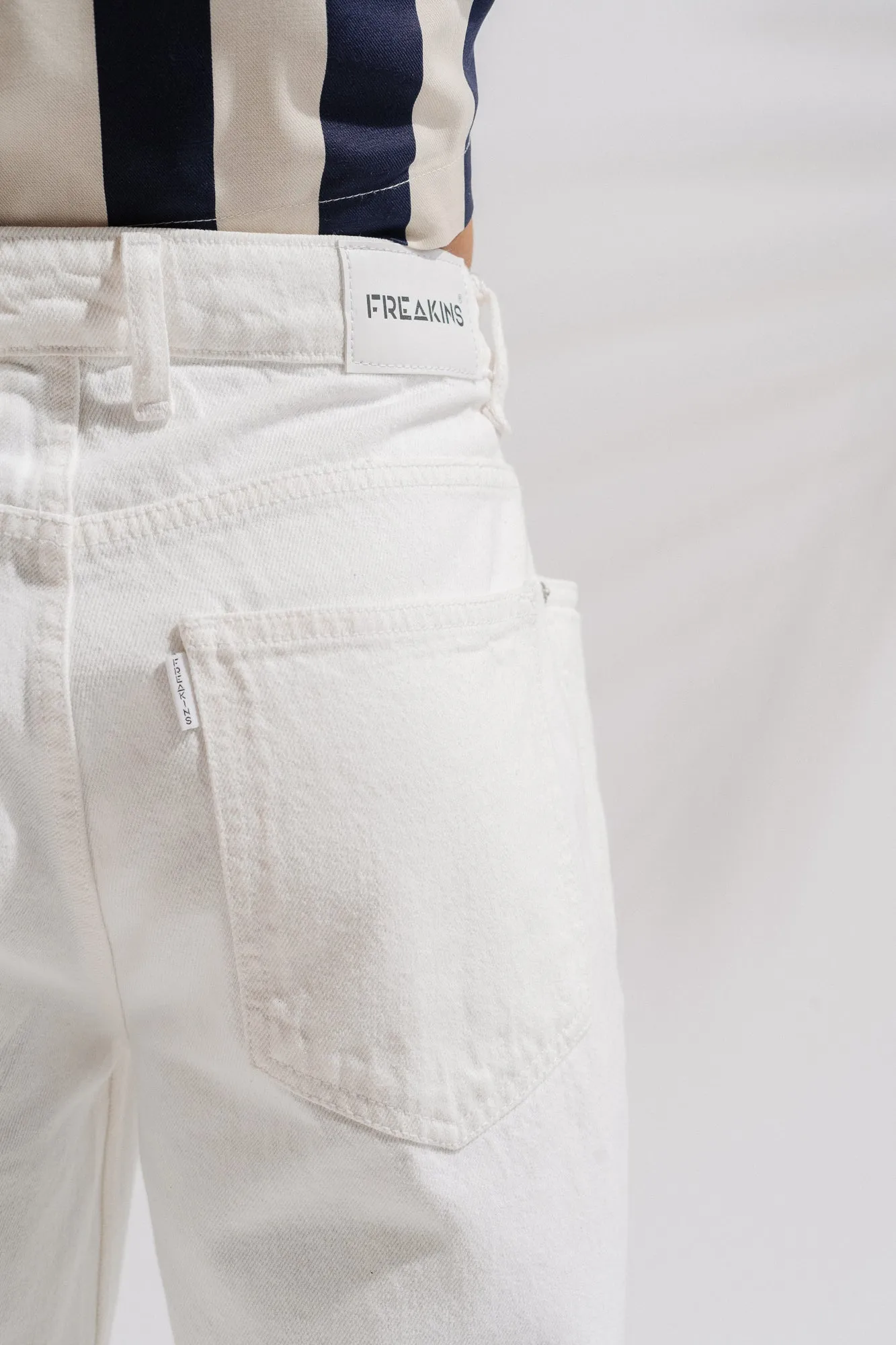 Easy White Men's Straight Fit Jeans