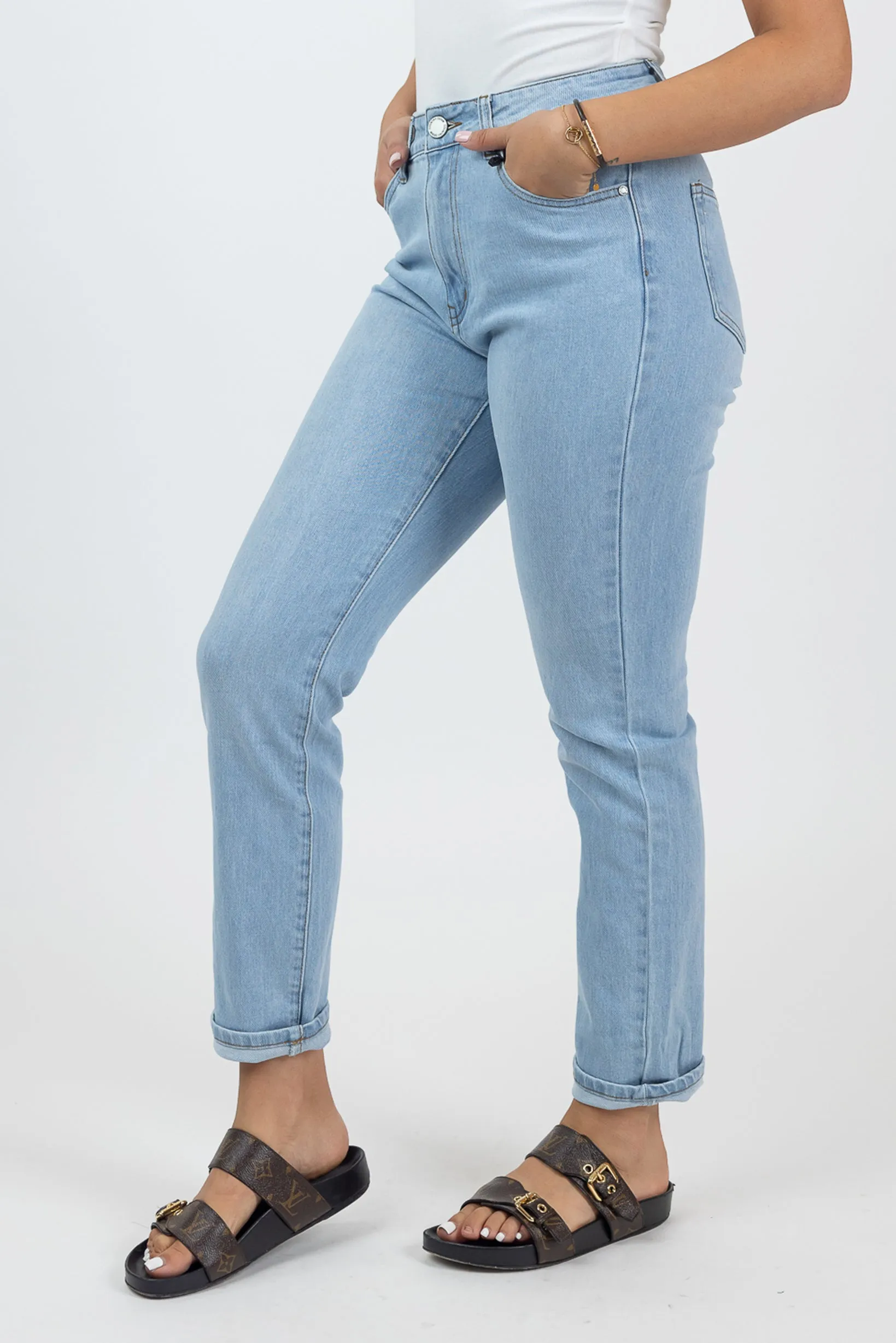 Light Wash Mom Jeans with Stretch