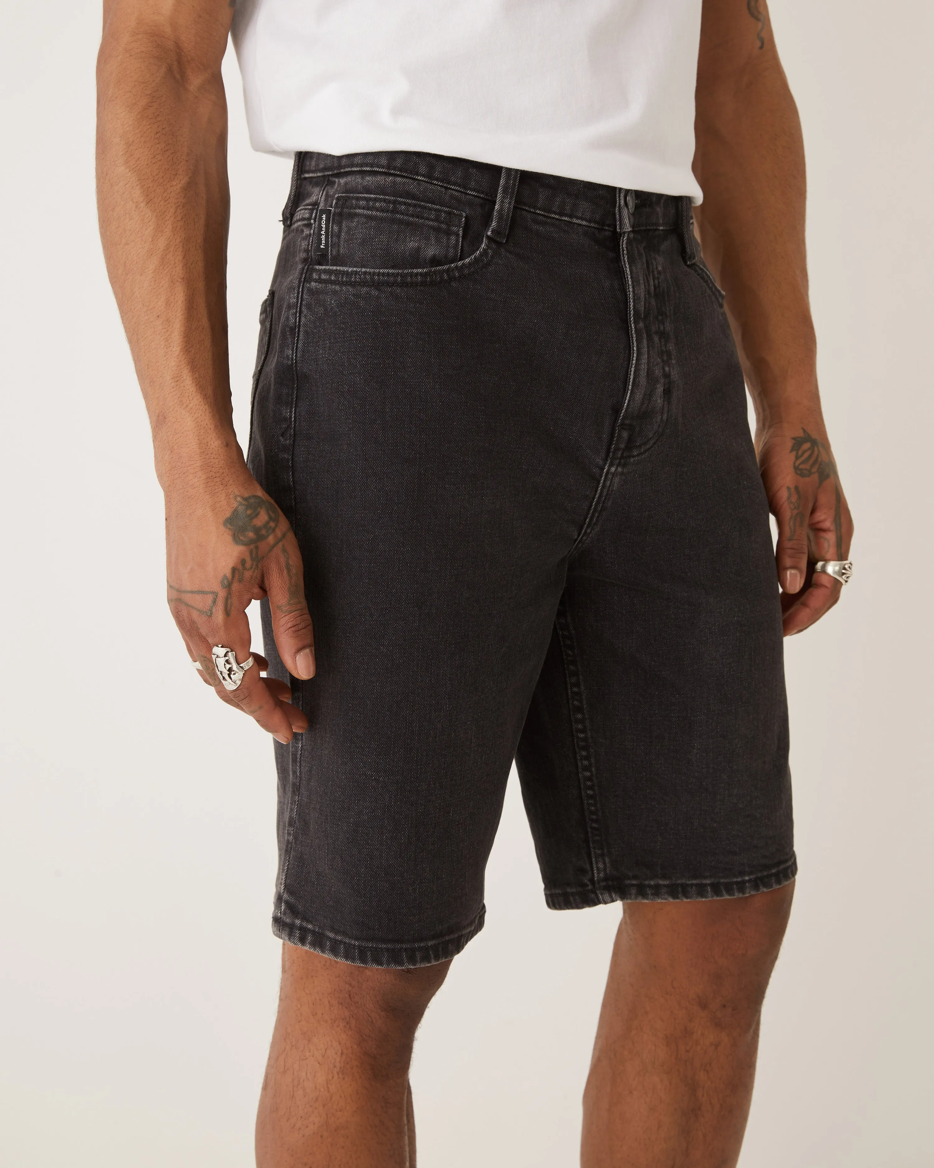 The Nolan Straight Fit 10in Short in Washed Black