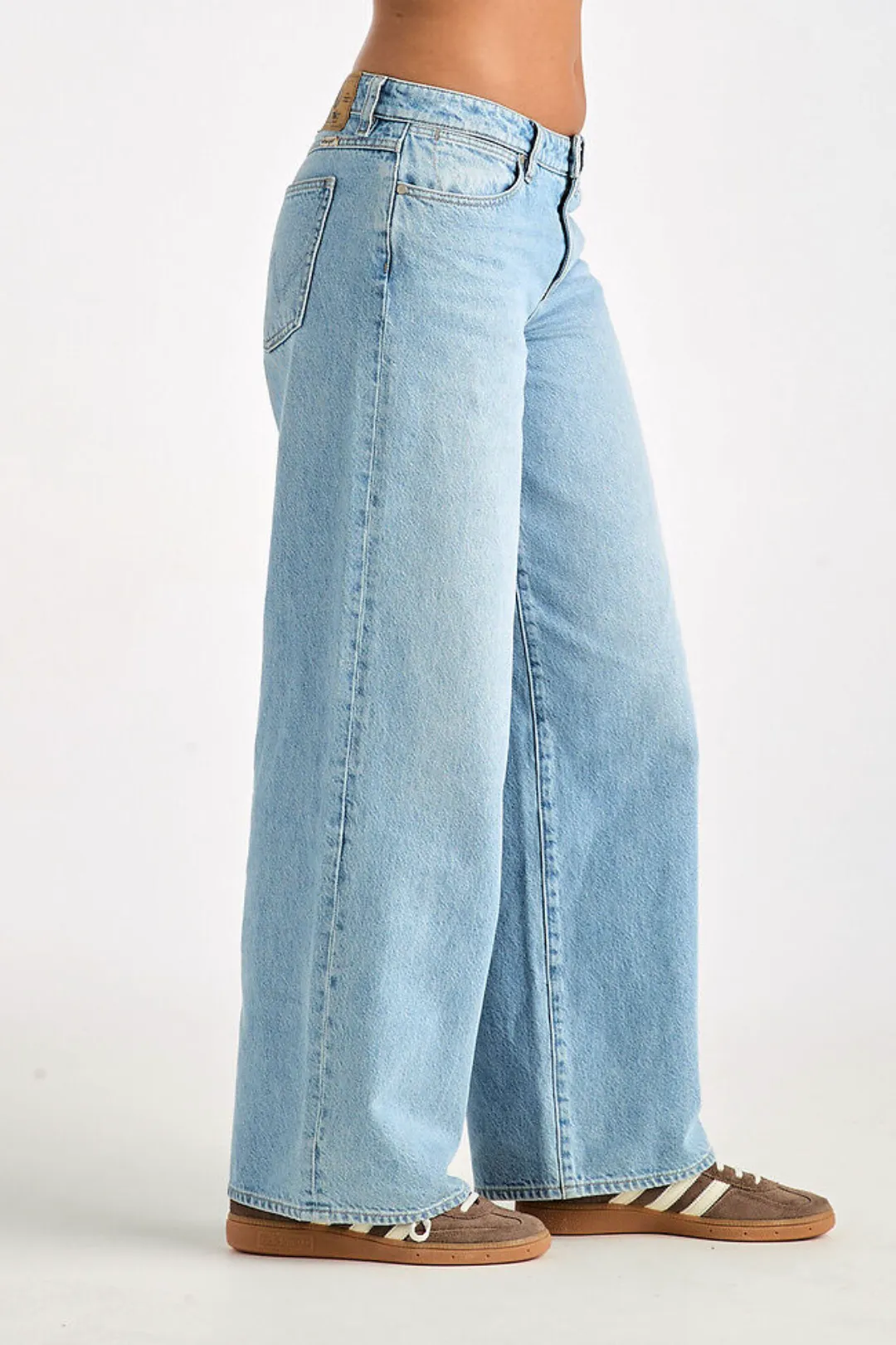 WRANGLER LOW RISE FARRAH JEAN - NEW DAWN